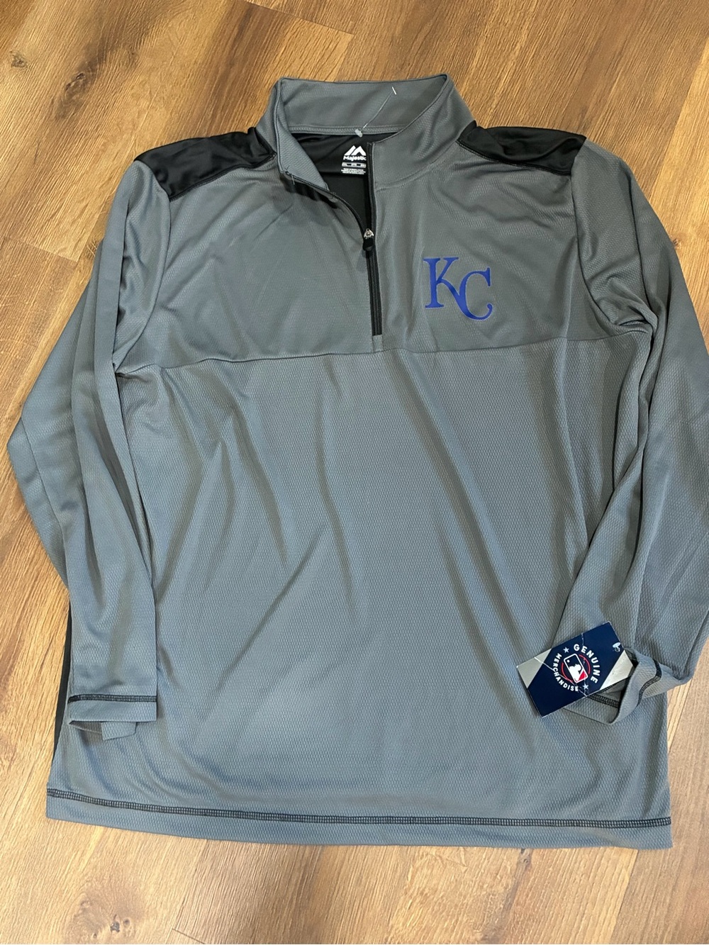 Kansas City Royals Gray & Black Lightweight Quarter-Zip Pullover w/Blue KC Logo